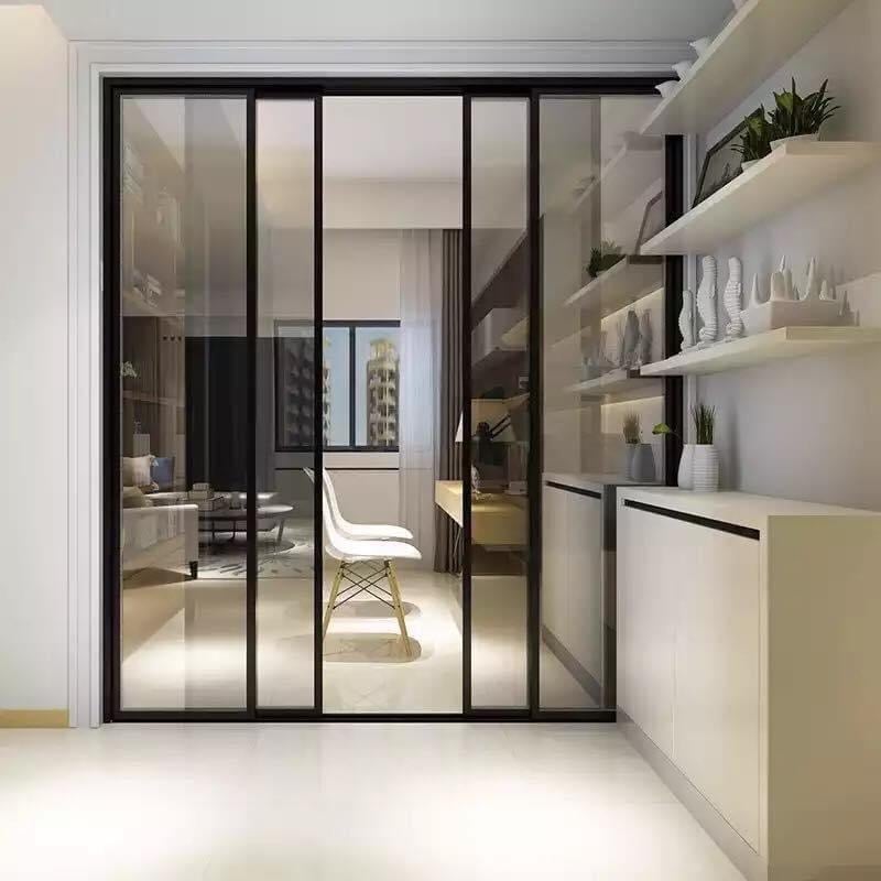 Cửa trượt 2 cánh mở sang 2 bên có ray dưới